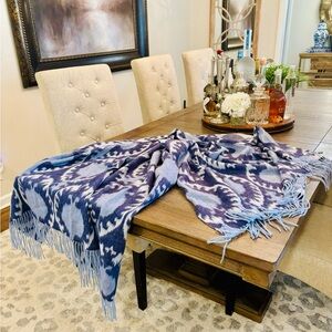 Williams Sonoma 100% Cashmere Throw